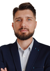  Arkadiusz Kucharski